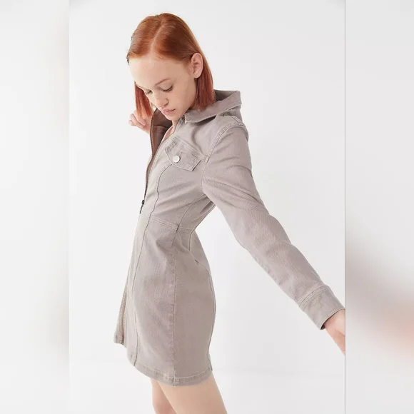 Urban Outfitters -  June Zip-Front Mini Dress Size 6 - Picture 4 of 16